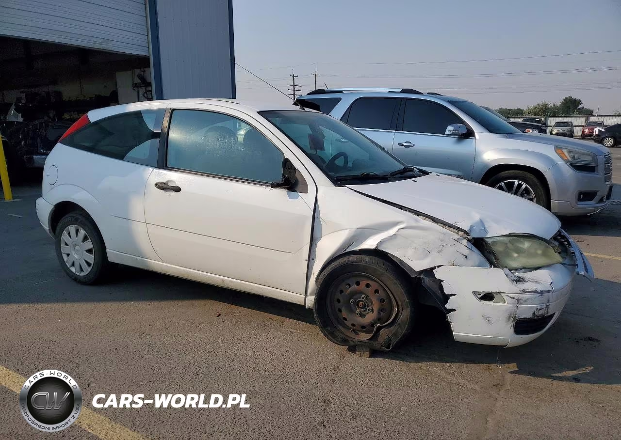 2007 Ford Focus Zx3 VIN:1FAFP31N57W117376 - 4