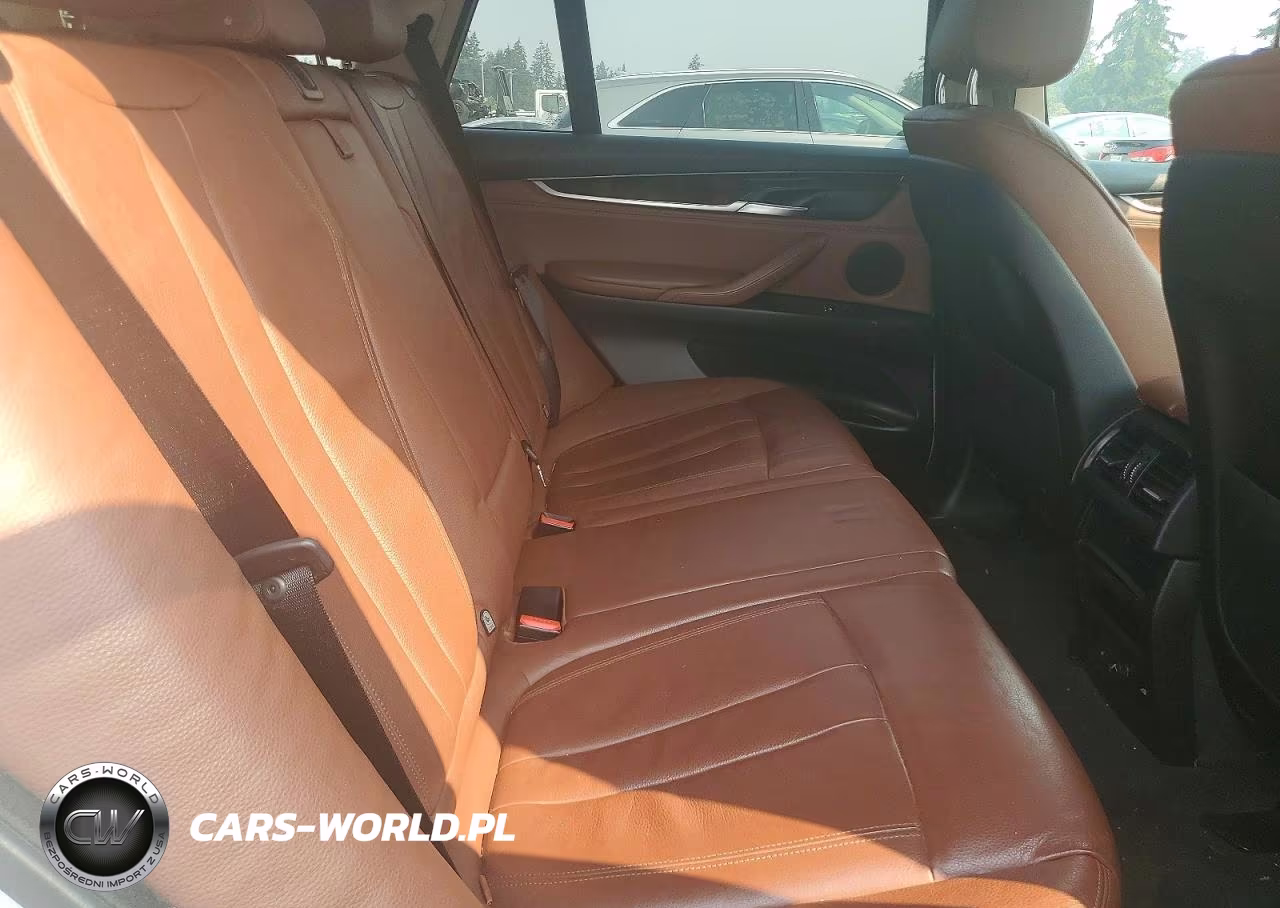 2015 BMW X5 xDrive35I VIN:5UXKR0C50F0K52151 - 11