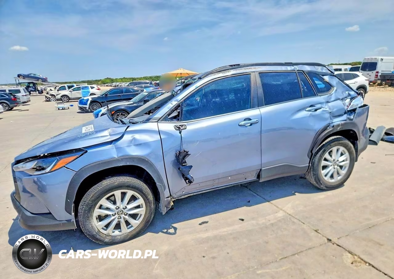 2023 Toyota Corolla Cross Le VIN:7MUCAAAG0PV051698 - 1