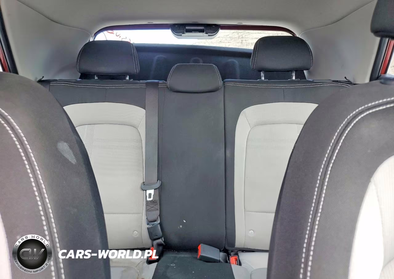 2024 Hyundai Venue Sel VIN:KMHRC8A39RU280718 - 10