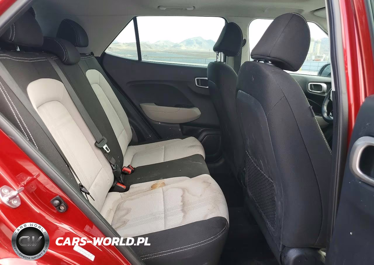 2024 Hyundai Venue Sel VIN:KMHRC8A39RU280718 - 11