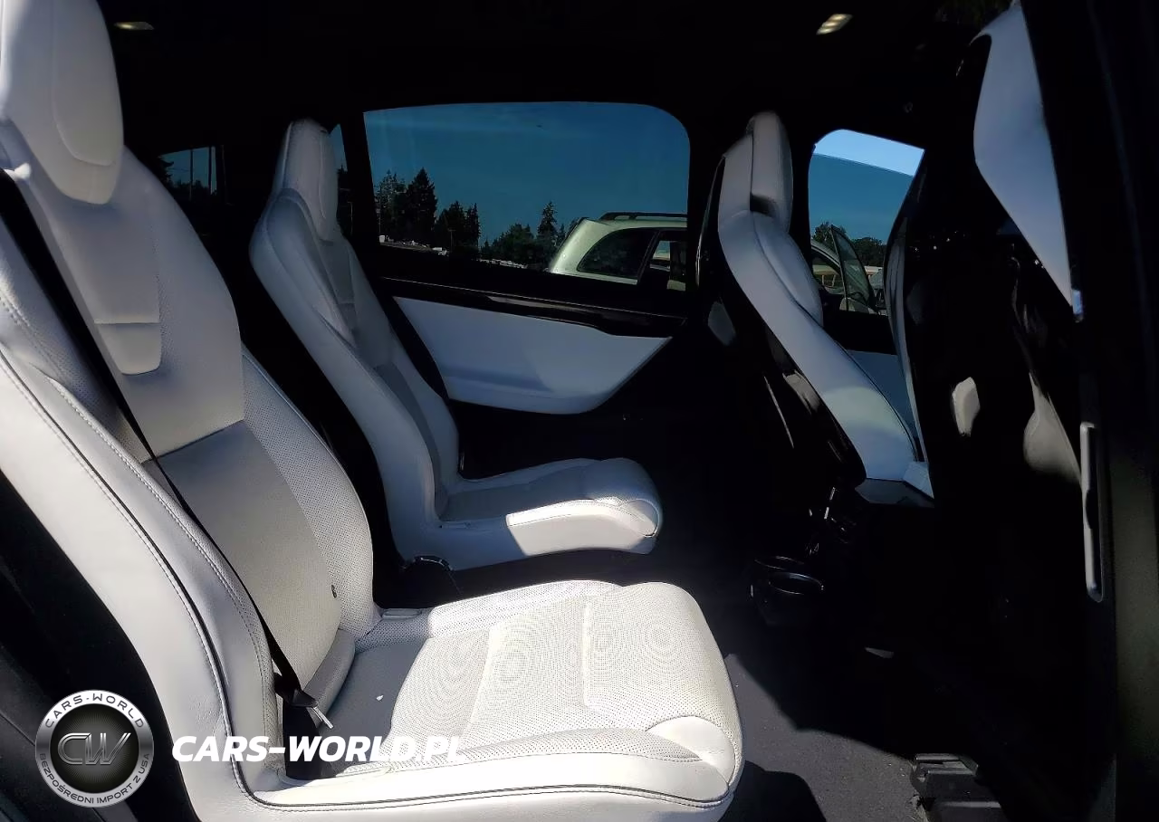 2016 Tesla Model X VIN:5YJXCBE4XGF006980 - 11