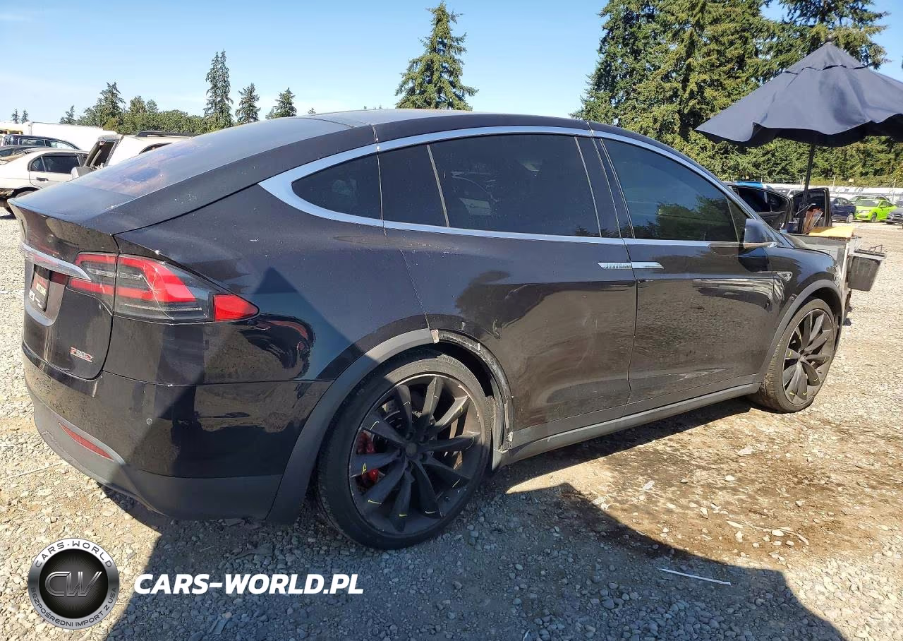 2016 Tesla Model X VIN:5YJXCBE4XGF006980 - 3