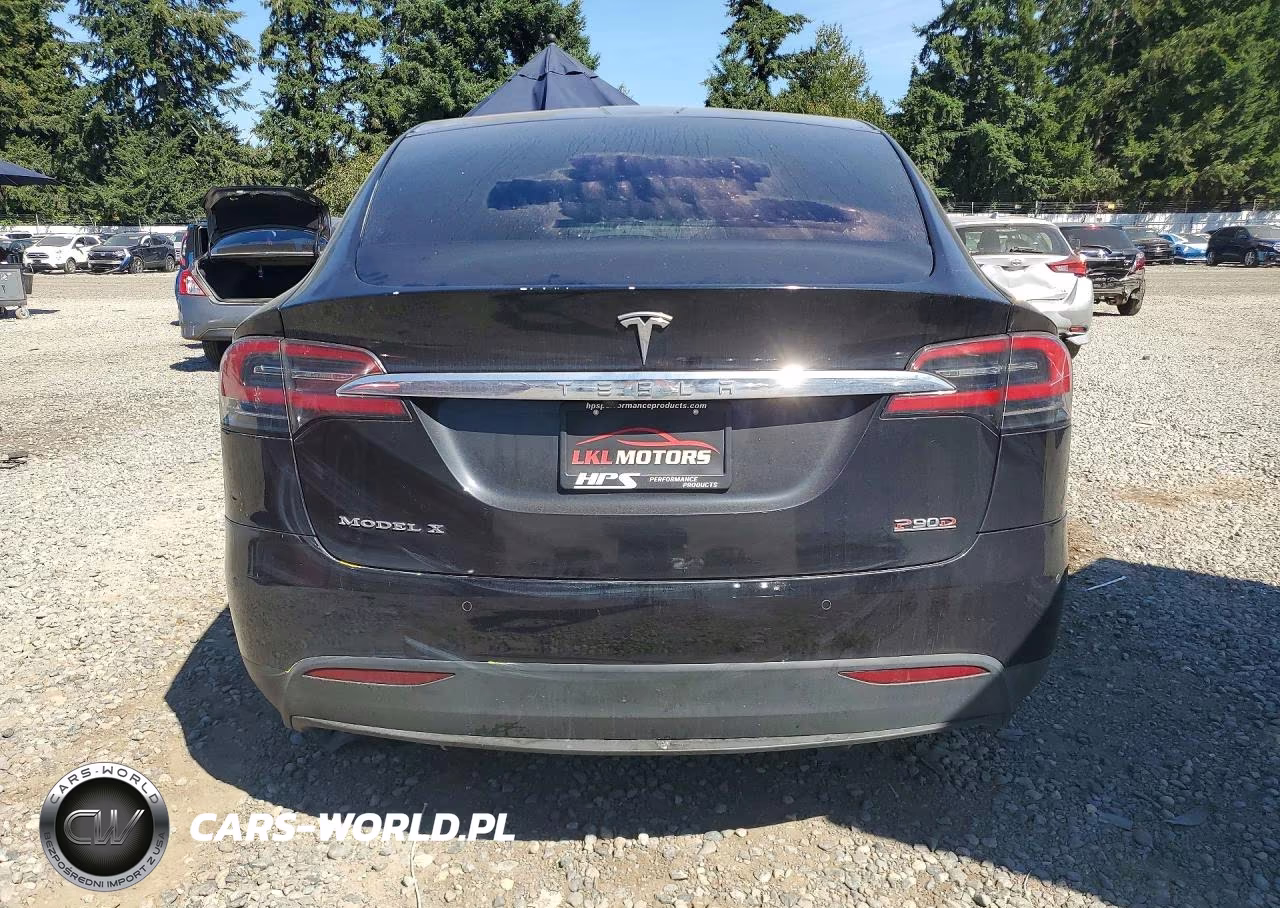 2016 Tesla Model X VIN:5YJXCBE4XGF006980 - 6