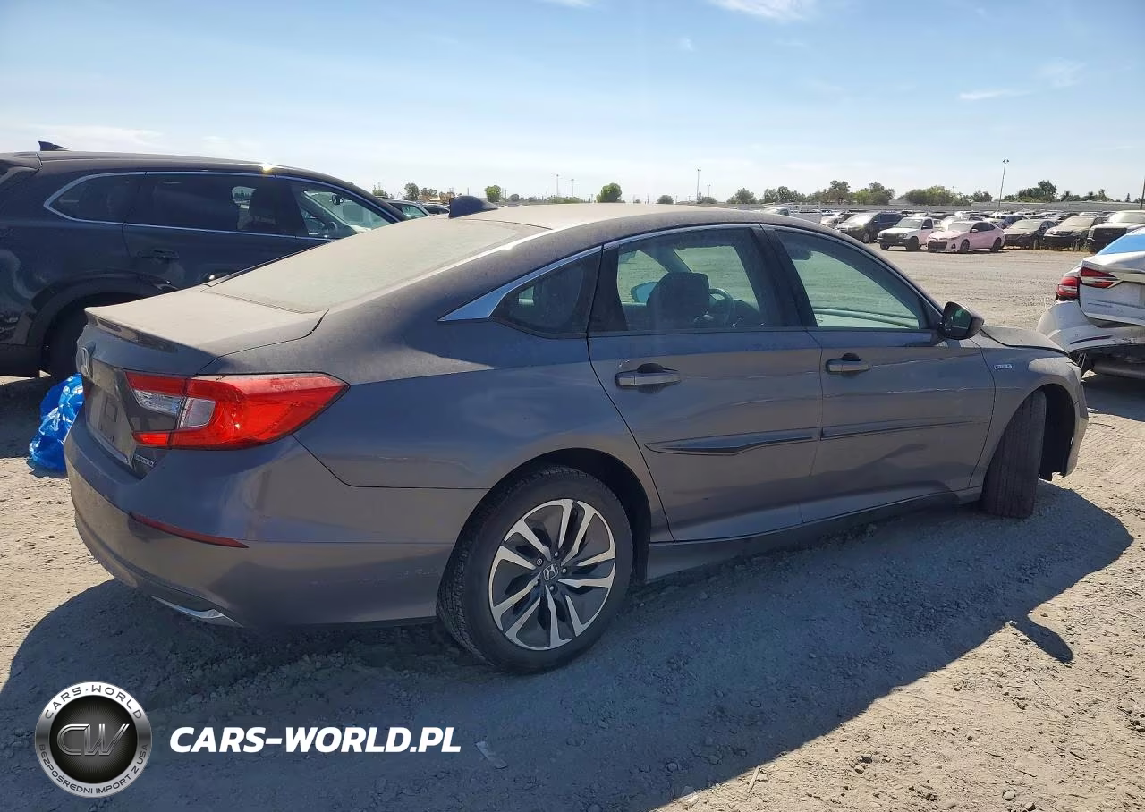 2018 Honda Accord Hybrid VIN:1HGCV3F13JA007859 - 3