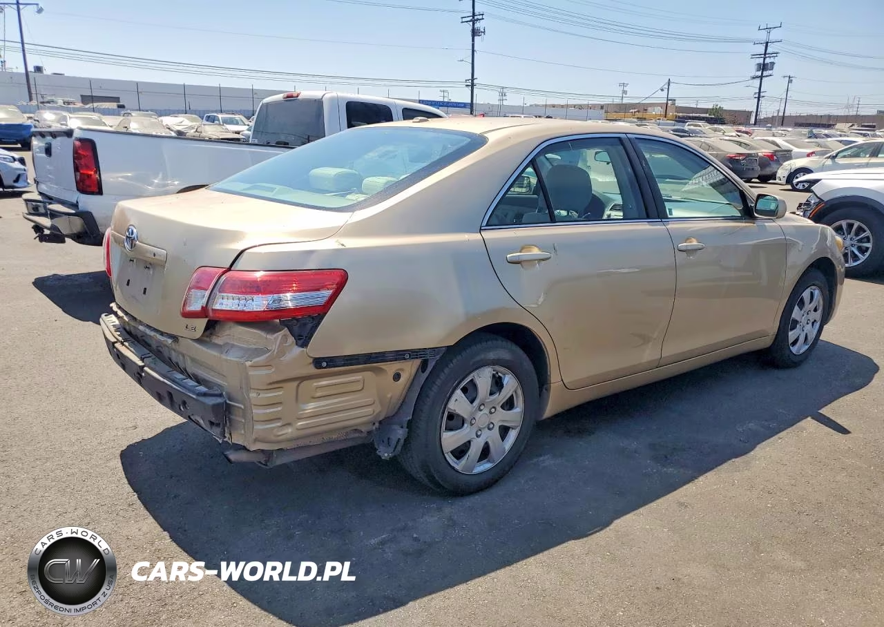 2011 Toyota Camry Le VIN:4T1BF3EK3BU750664 - 3