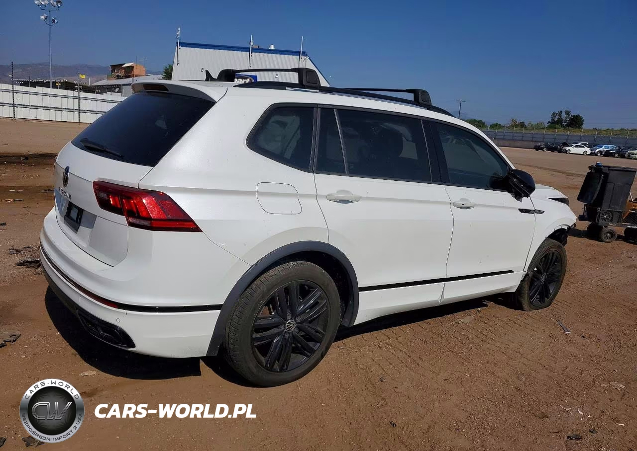 2022 Volkswagen Tiguan Se R-Line Black VIN:3VVCB7AX4NM138139 - 3