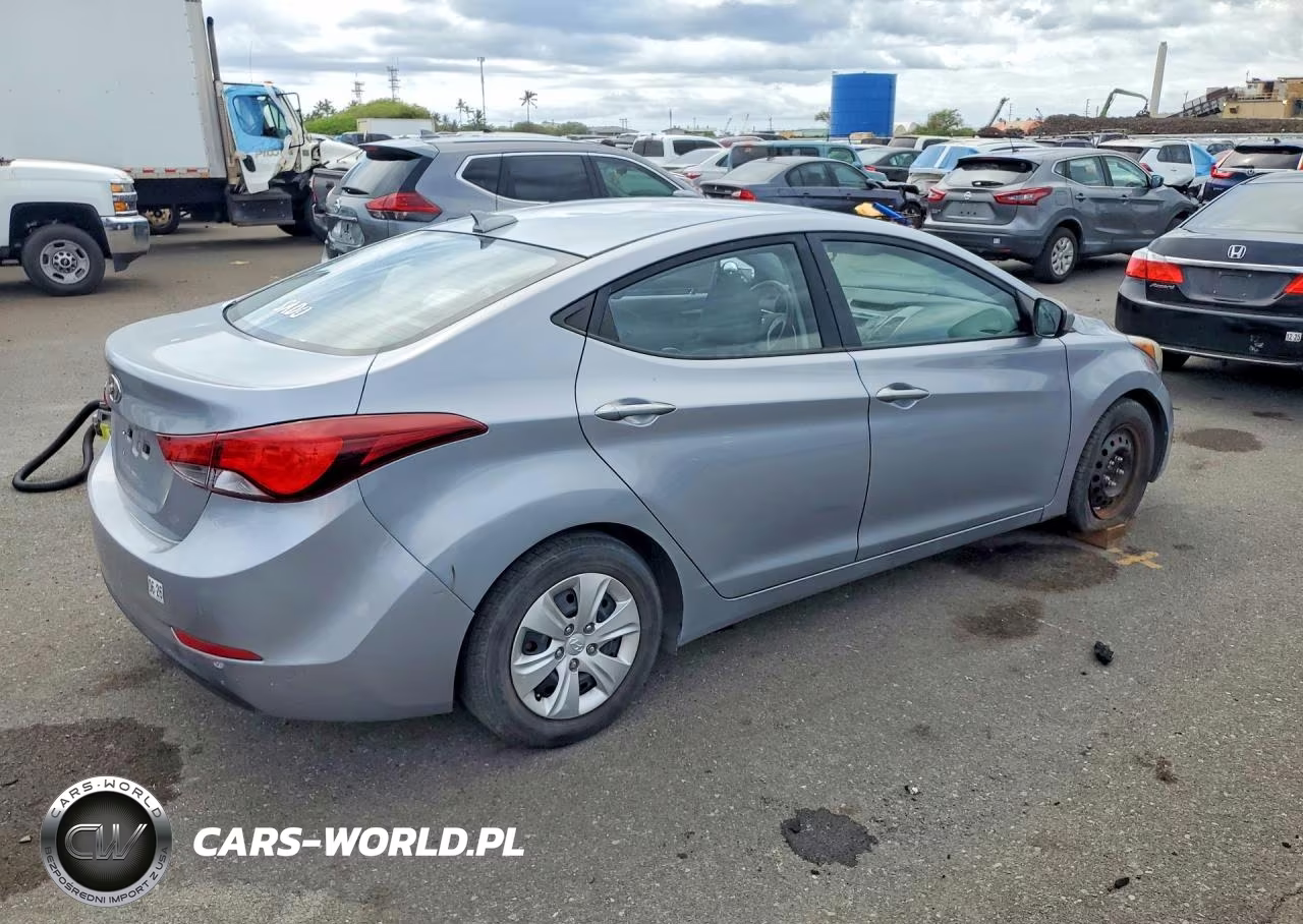 2016 Hyundai Elantra Se VIN:5NPDH4AE9GH734127 - 3