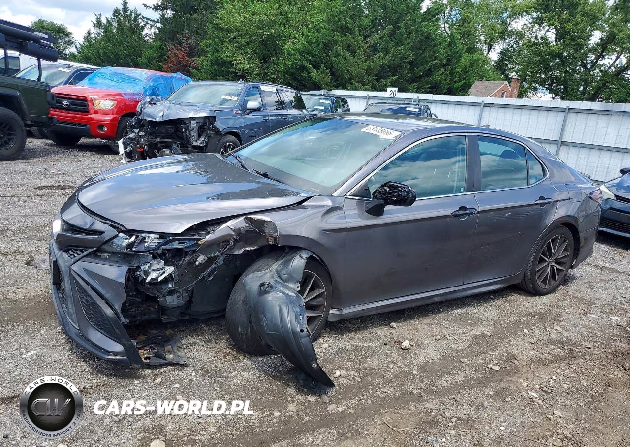 2021 Toyota Camry Se – zdjęcie 1 z 12
