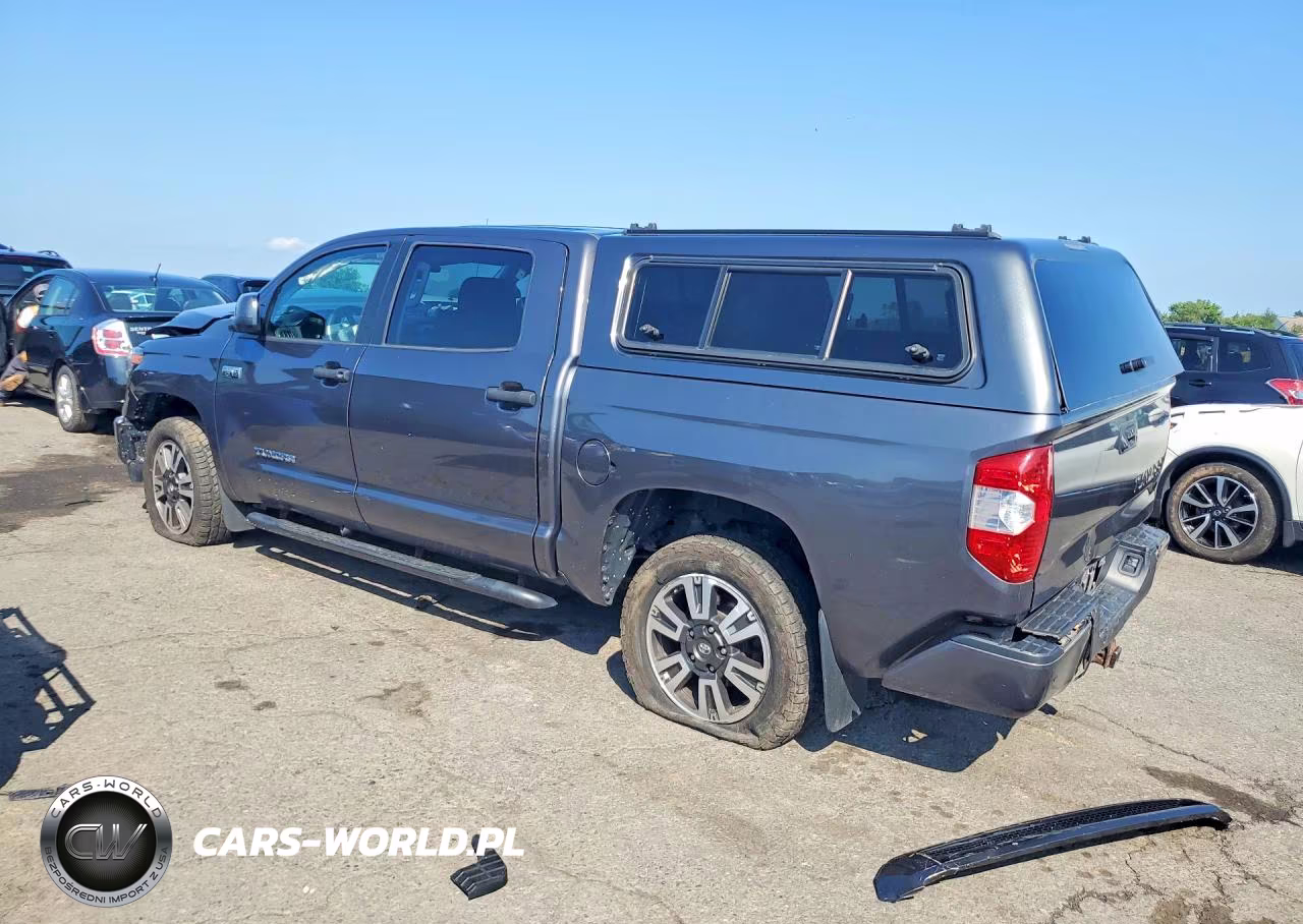 2018 Toyota Tundra Crewmax Sr5 VIN:5TFDY5F1XJX745659 - 2