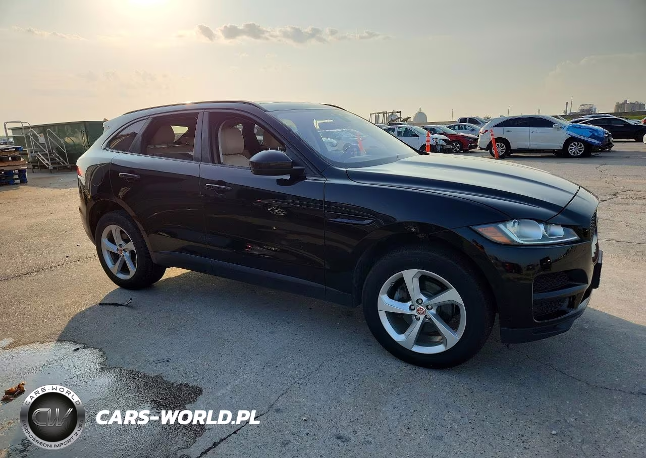 2020 Jaguar F-Pace Premium VIN:SADCJ2FXXLA630556 - 4
