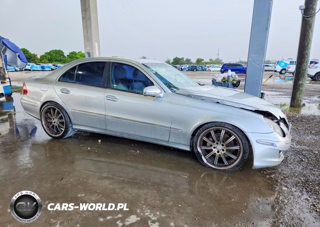 2007 Mercedes-Benz E 350 VIN:WDBUF56X07A989941 - 4
