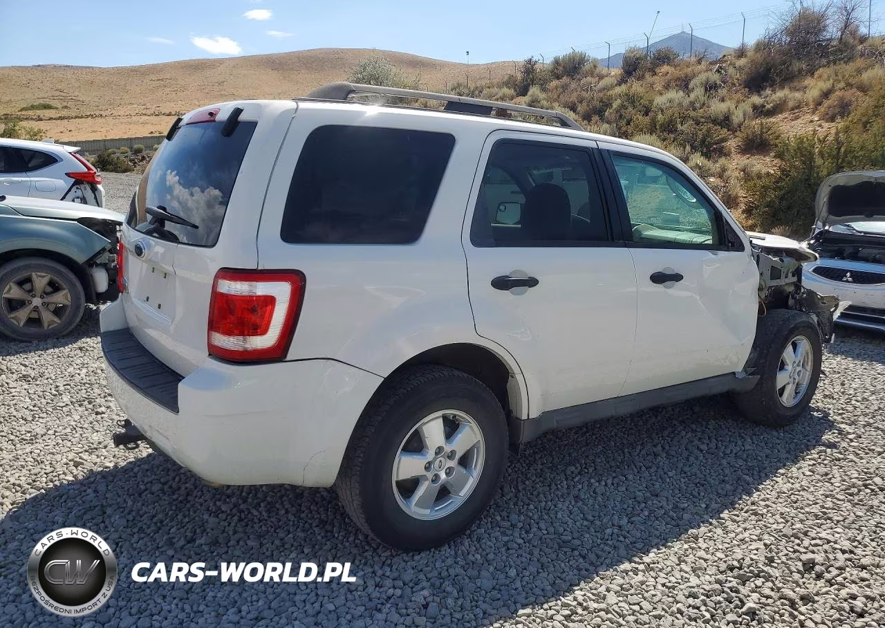 2009 Ford Escape Xlt VIN:1FMCU03G39KA52147 - 3