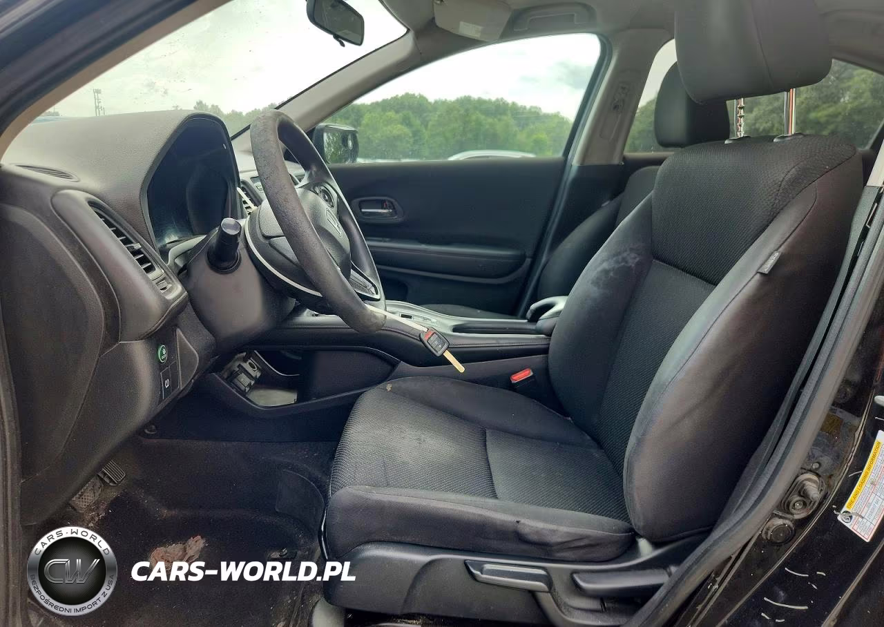 2018 Honda Hr-V Lx VIN:3CZRU6H39JM714411 - 7