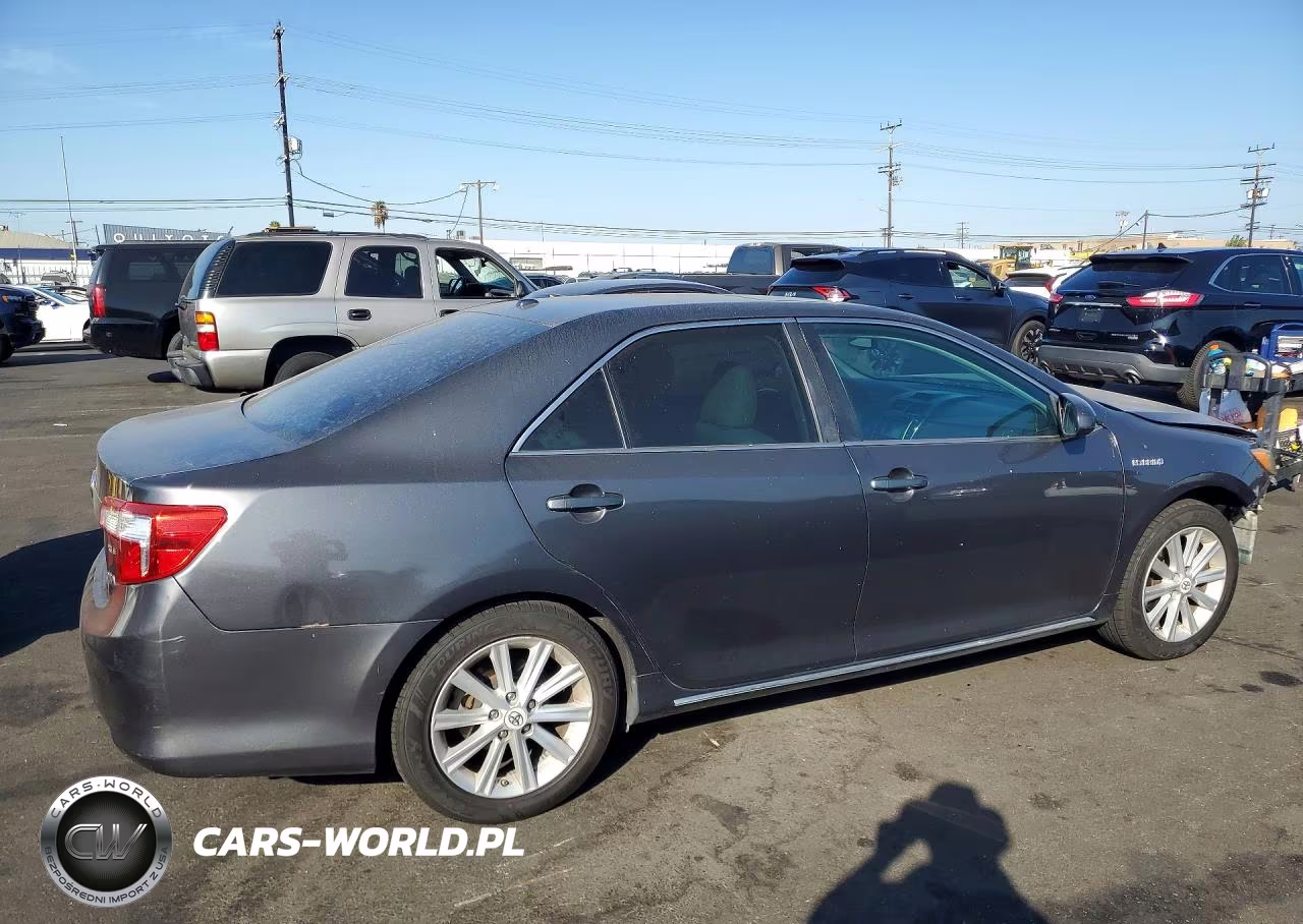 2013 Toyota Camry Hybrid Xle VIN:4T1BD1FK3DU066449 - 3
