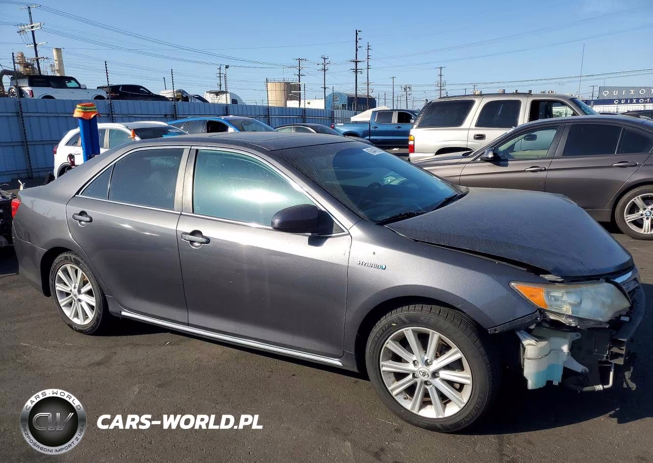 2013 Toyota Camry Hybrid Xle VIN:4T1BD1FK3DU066449 - 4