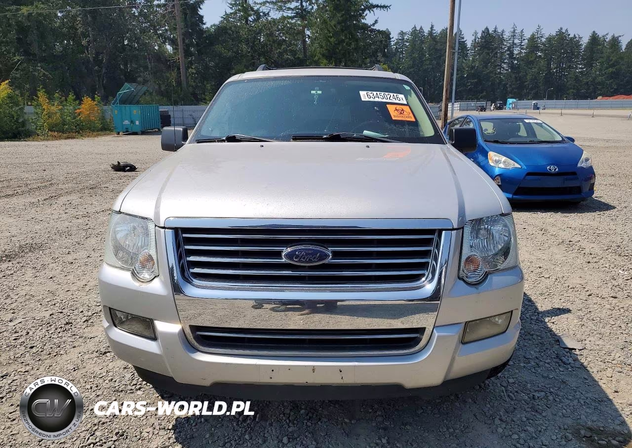 2010 Ford Explorer Xlt VIN:1FMEU7DE9AUA28409 - 5