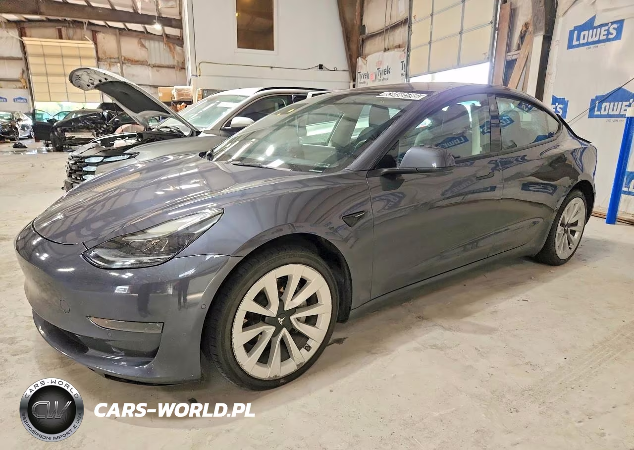 2022 Tesla Model 3 – zdjęcie 1 z 12