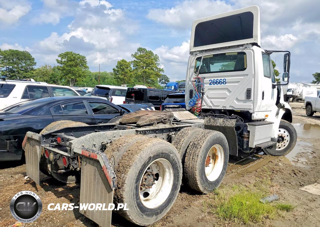 2015 International 8600 Semi Truck VIN:3HSHXSNR2FN569781 - 3