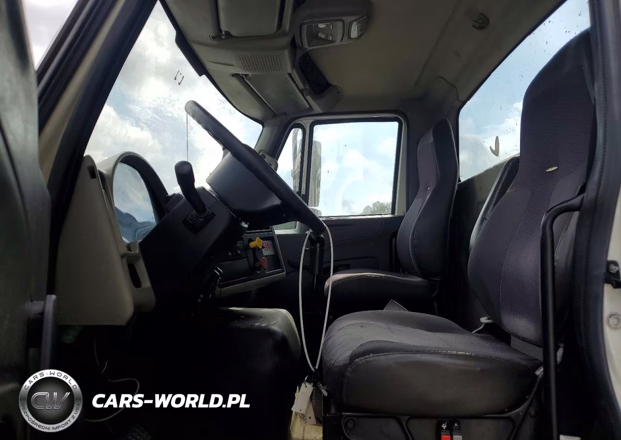 2015 International 8600 Semi Truck VIN:3HSHXSNR2FN569781 - 7
