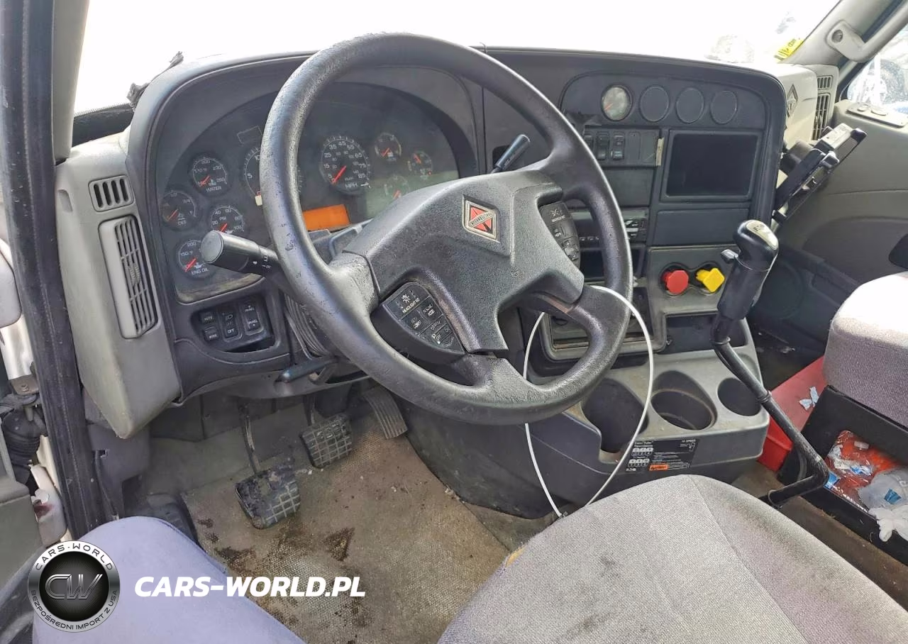 2015 International Prostar Semi Truck VIN:1HSDJSNRXFH038970 - 8