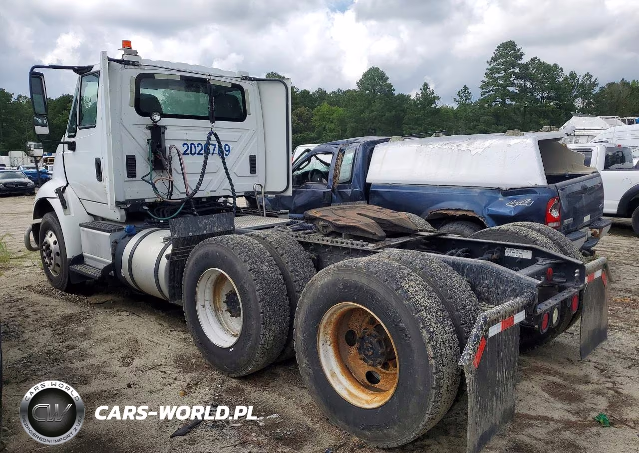 2016 International 8600 Semi Truck VIN:3HSHXSNR6GN058978 - 2