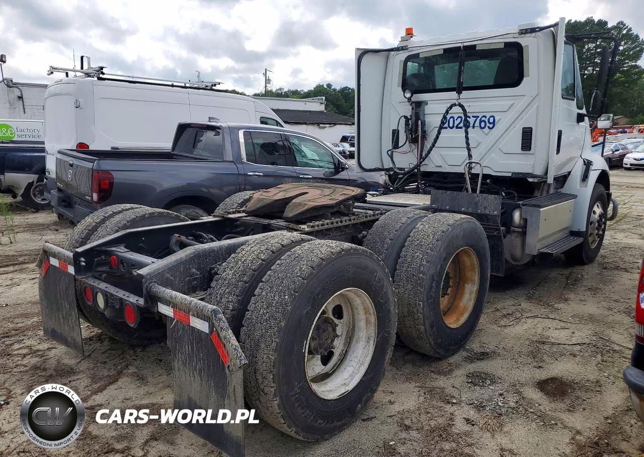 2016 International 8600 Semi Truck VIN:3HSHXSNR6GN058978 - 3