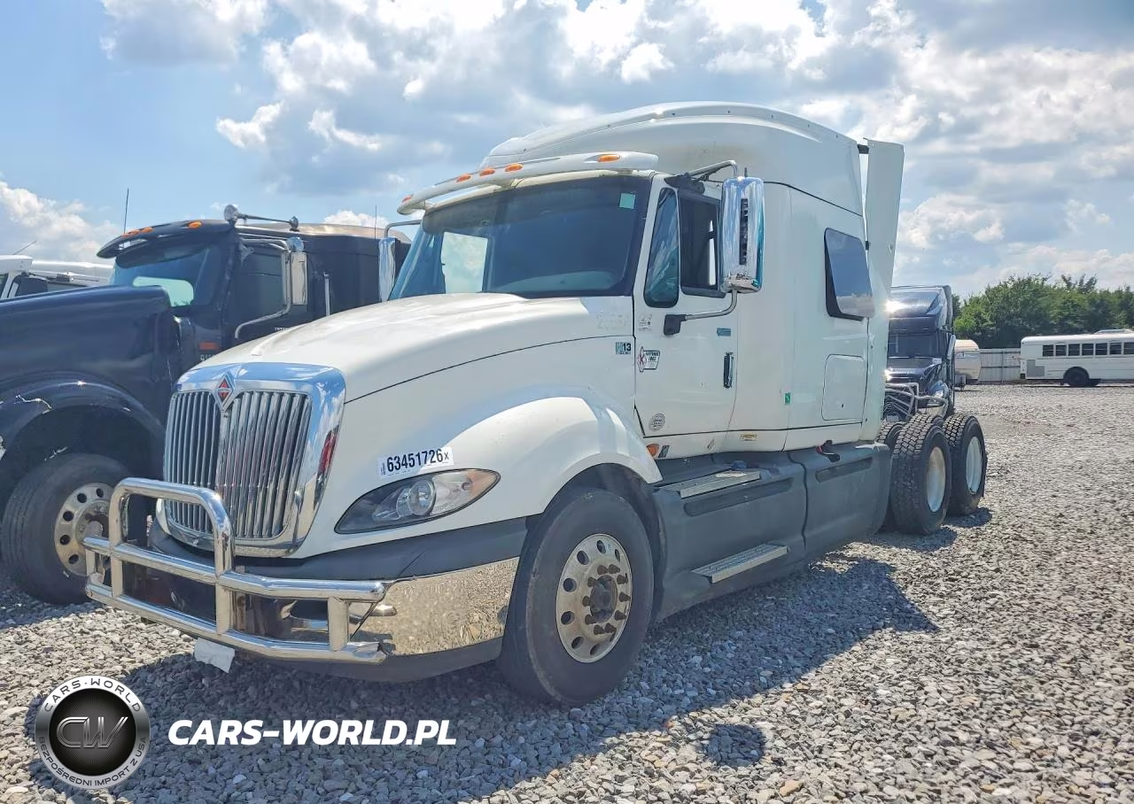 2015 International Lf687 Semi Truck