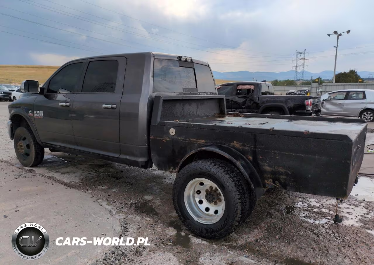 2017 Ram 3500 Laramie Mega Ca VIN:3C63RRML7HG566988 - 2