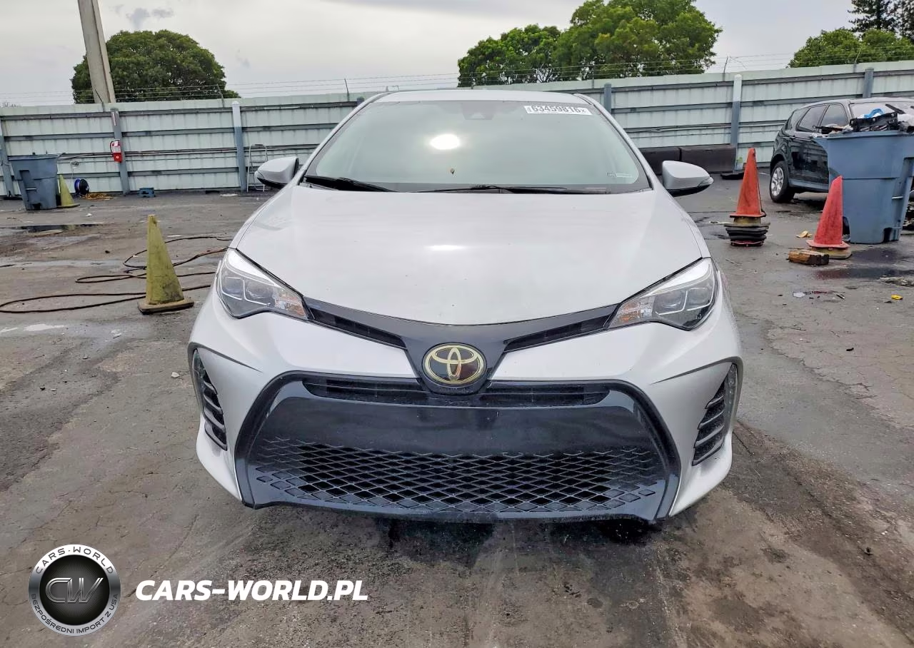 2017 Toyota Corolla Se VIN:5YFBURHE3HP655577 - 5