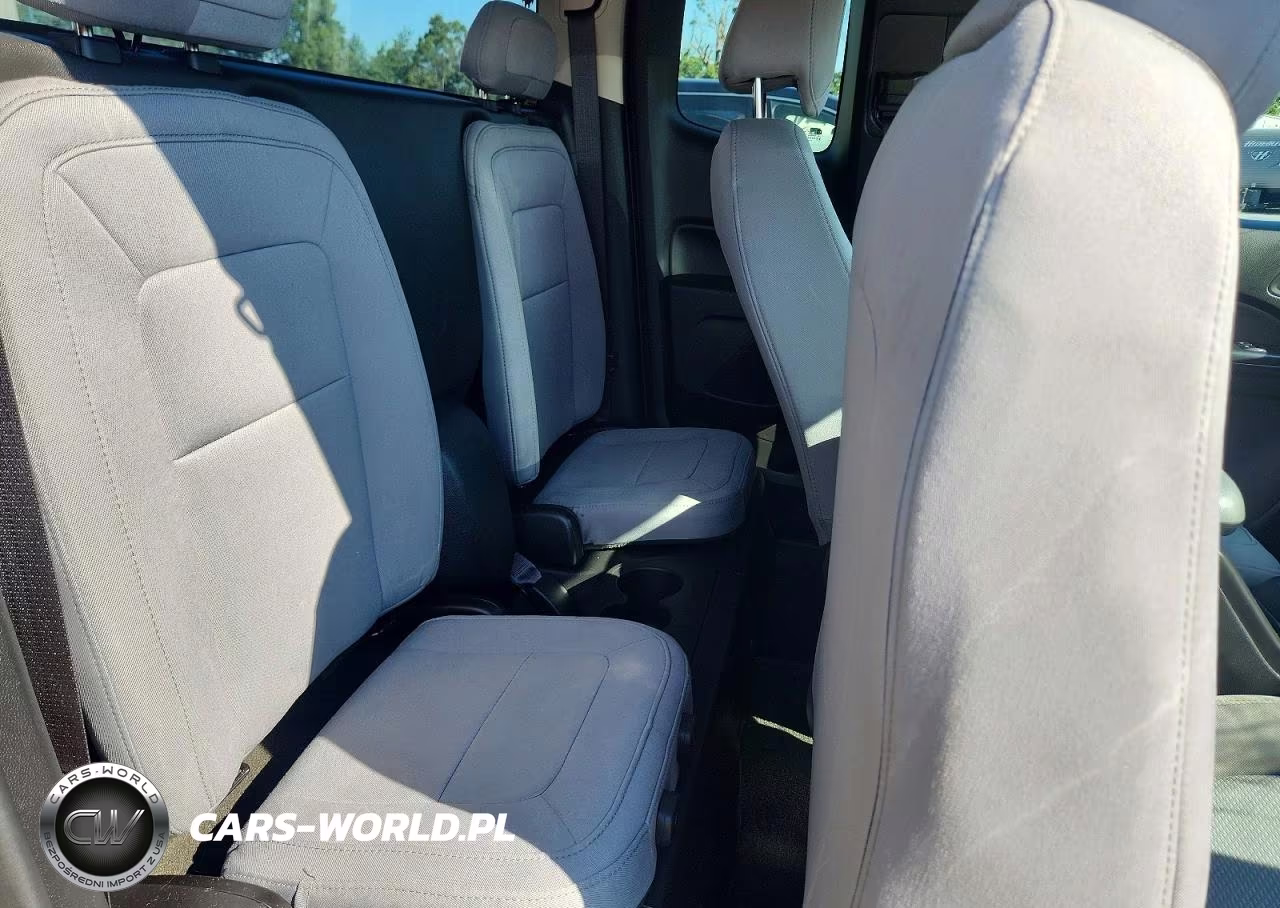 2015 Chevrolet Colorado VIN:1GCHSAE35F1244705 - 10