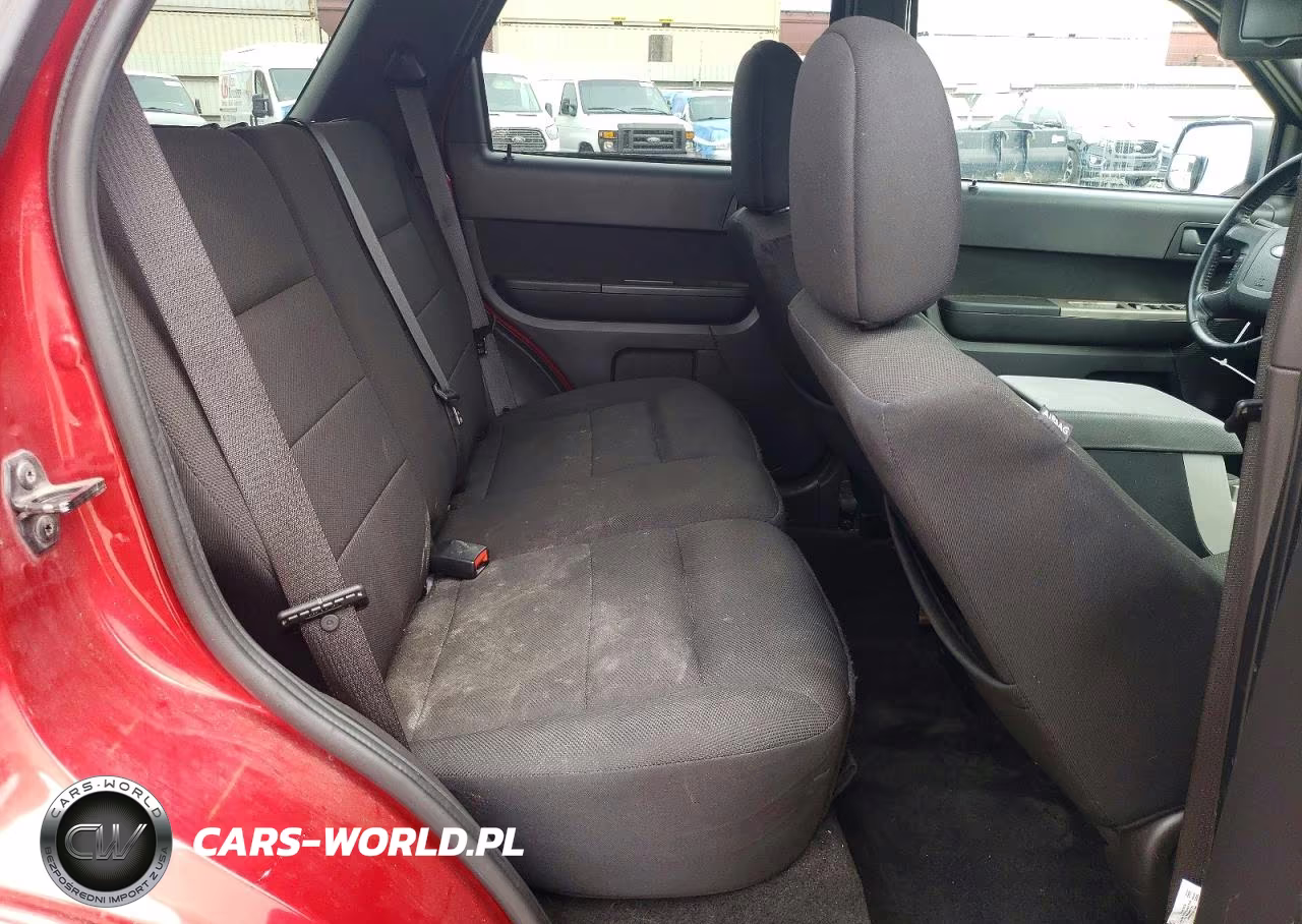 2009 Ford Escape Xlt VIN:1FMCU03769KA35925 - 11