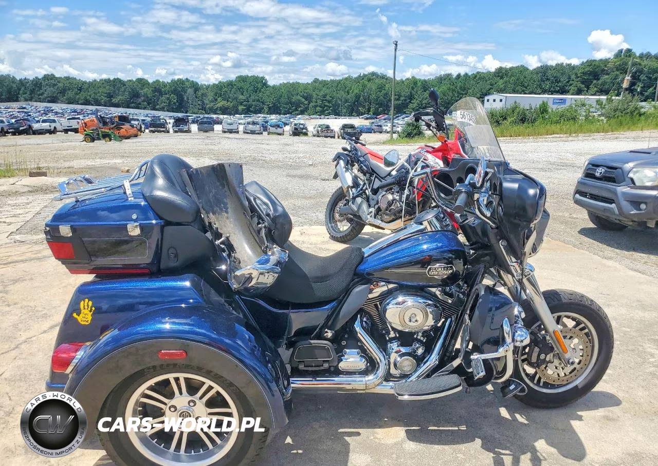 2013 Harley-Davidson Flhtcutg Tri Glide Ultra Classic
