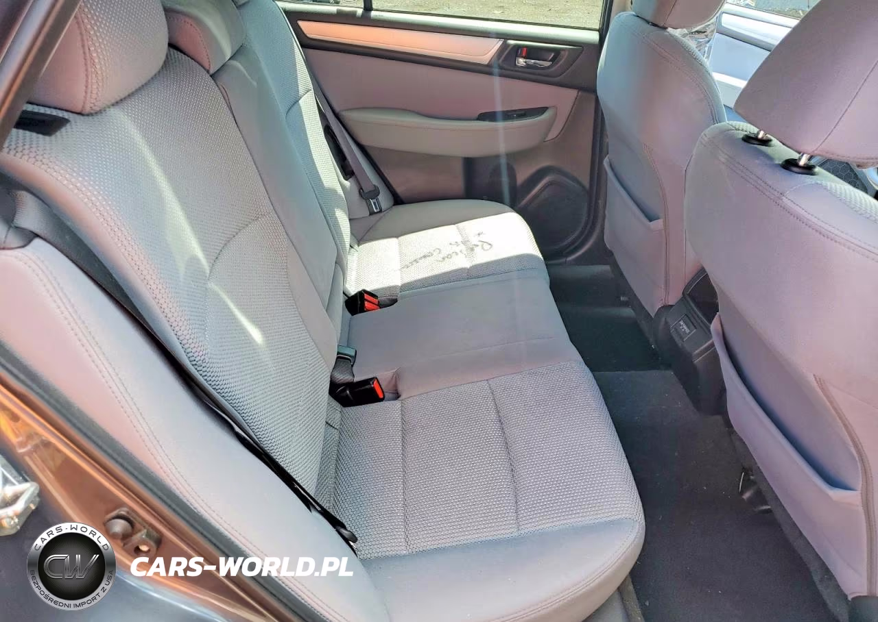 2018 Subaru Outback 2.5I Premium VIN:4S4BSAHC9J3327323 - 10