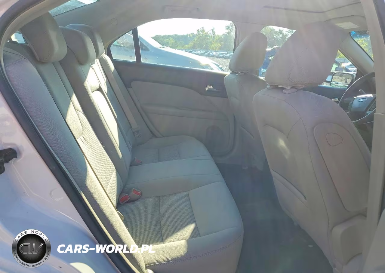 2010 Ford Fusion Se VIN:3FAHP0HA7AR376732 - 10
