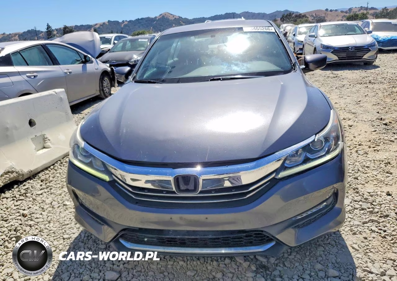 2017 Honda Accord Sport VIN:1HGCR2F51HA026101 - 5