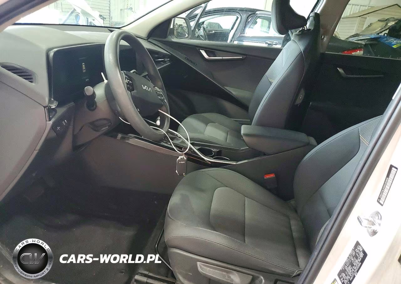 2024 Kia Niro Lx VIN:KNDCP3LE0R5183868 - 7