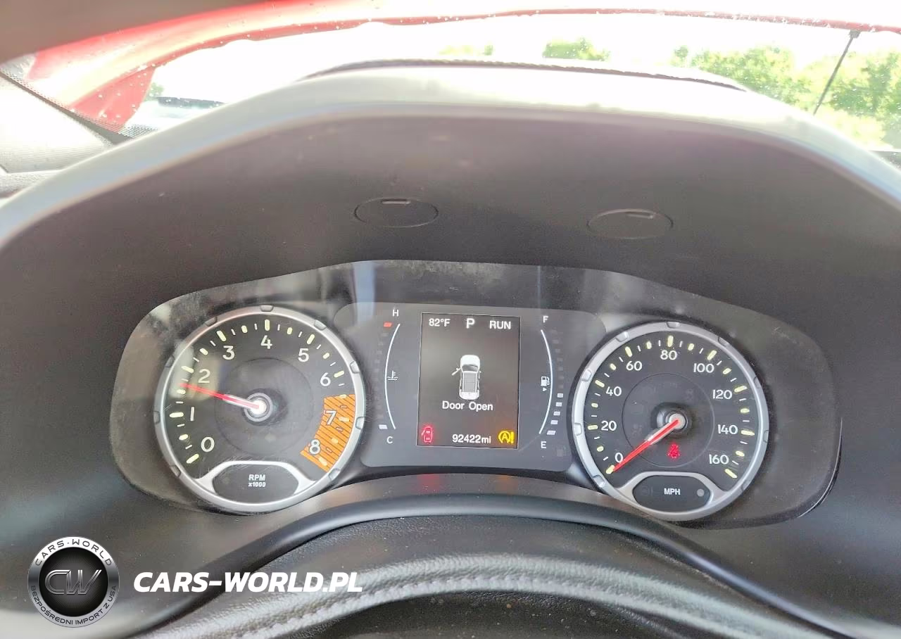 2020 Jeep Renegade Sport VIN:ZACNJBA18LPL21608 - 9