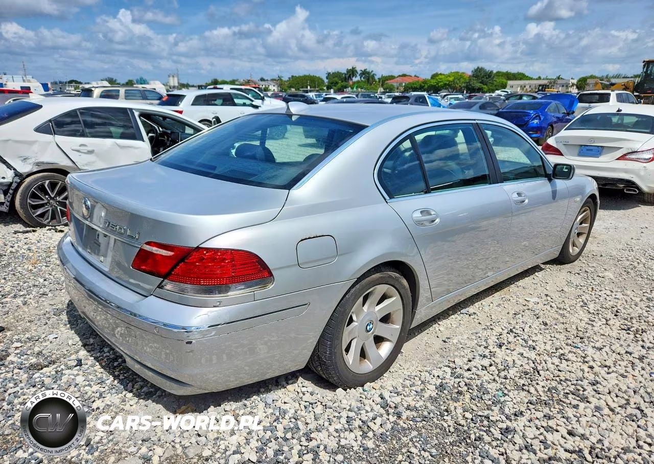 2006 BMW 750 Li VIN:WBAHN83556DT60972 - 3
