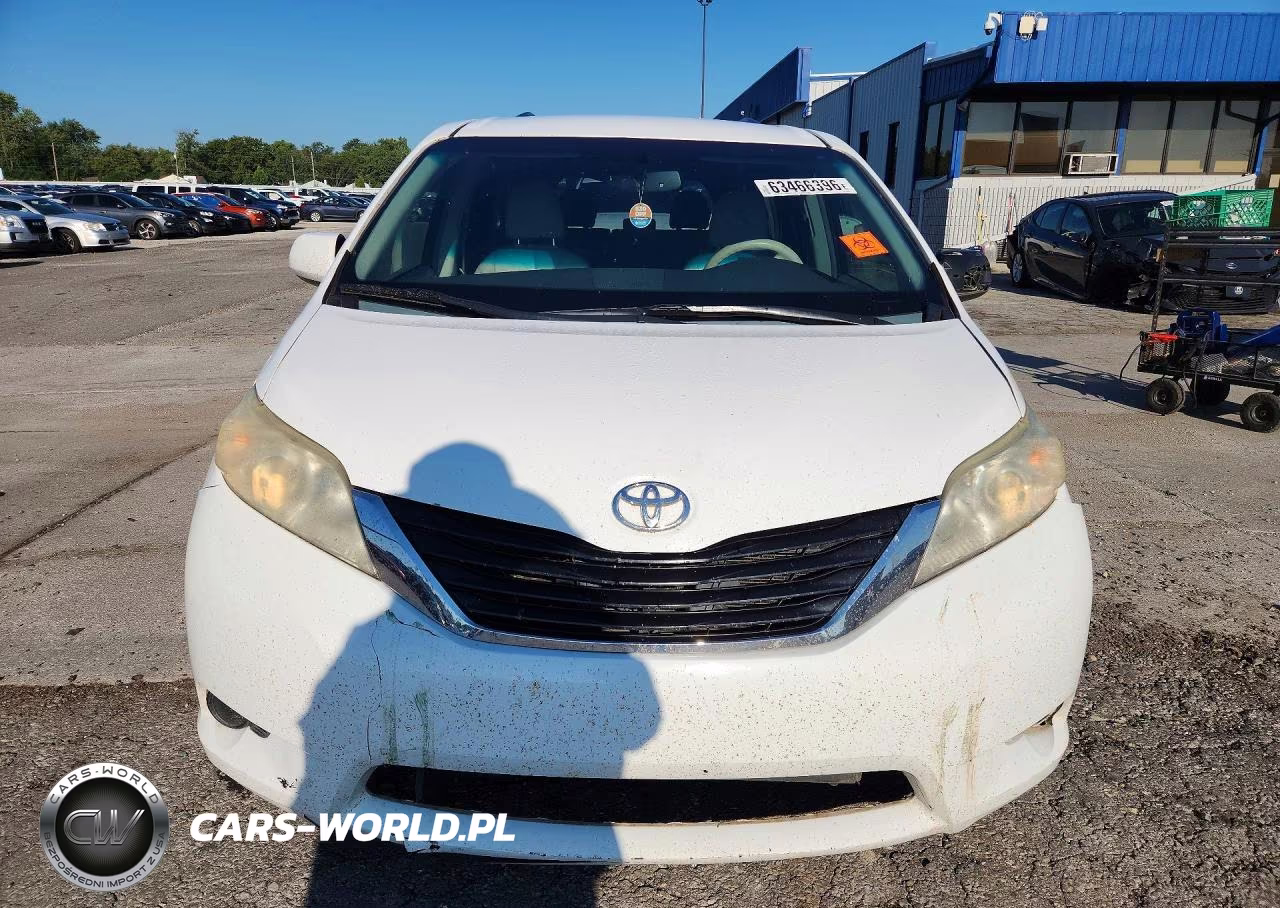 2013 Toyota Sienna Le VIN:5TDKK3DC6DS399640 - 5