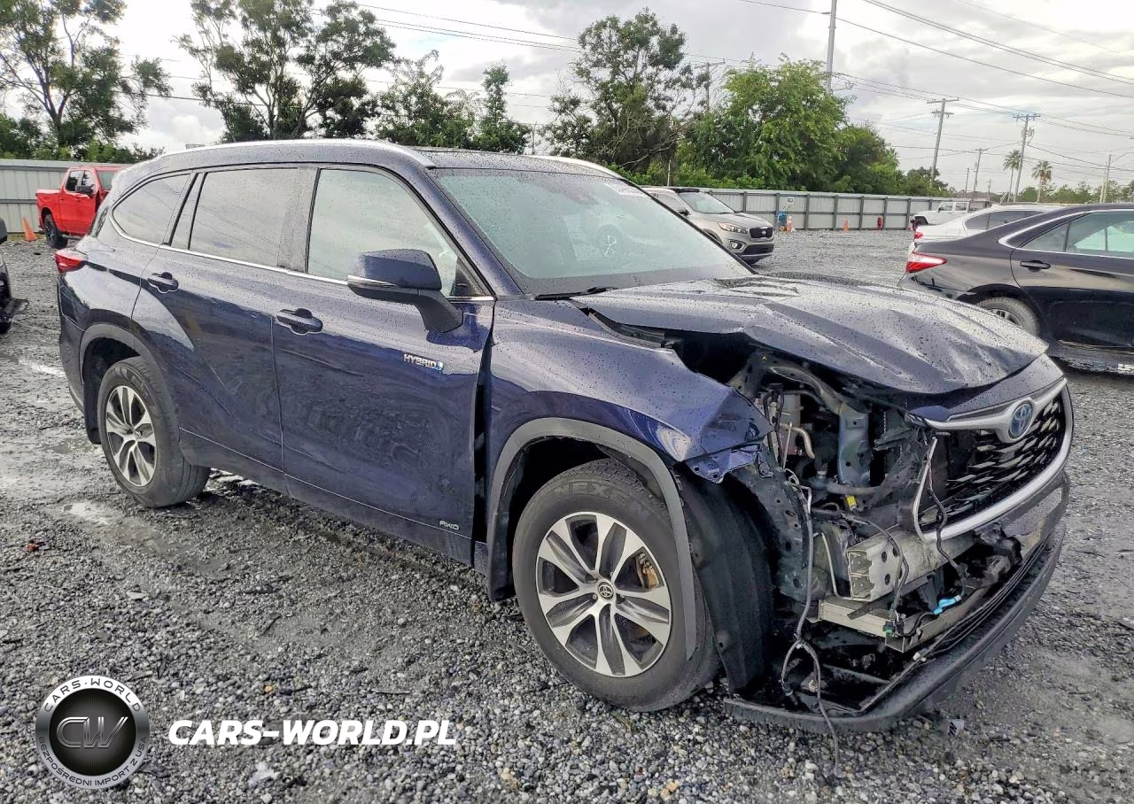 2021 Toyota Highlander Hybrid Xle VIN:5TDGBRCHXMS064001 - 4