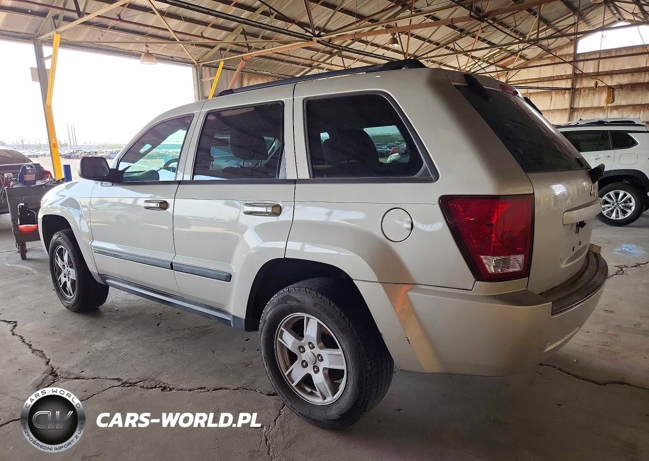 2007 Jeep Grand Cherokee Laredo VIN:1J8GS48K77C560802 - 2