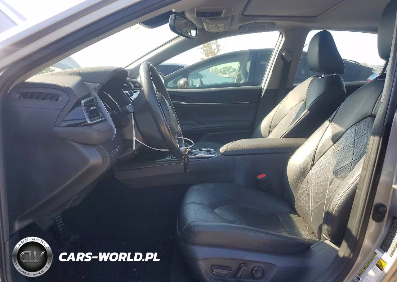 2019 Toyota Camry Hybrid Xle VIN:4T1B21HK1KU517605 - 7
