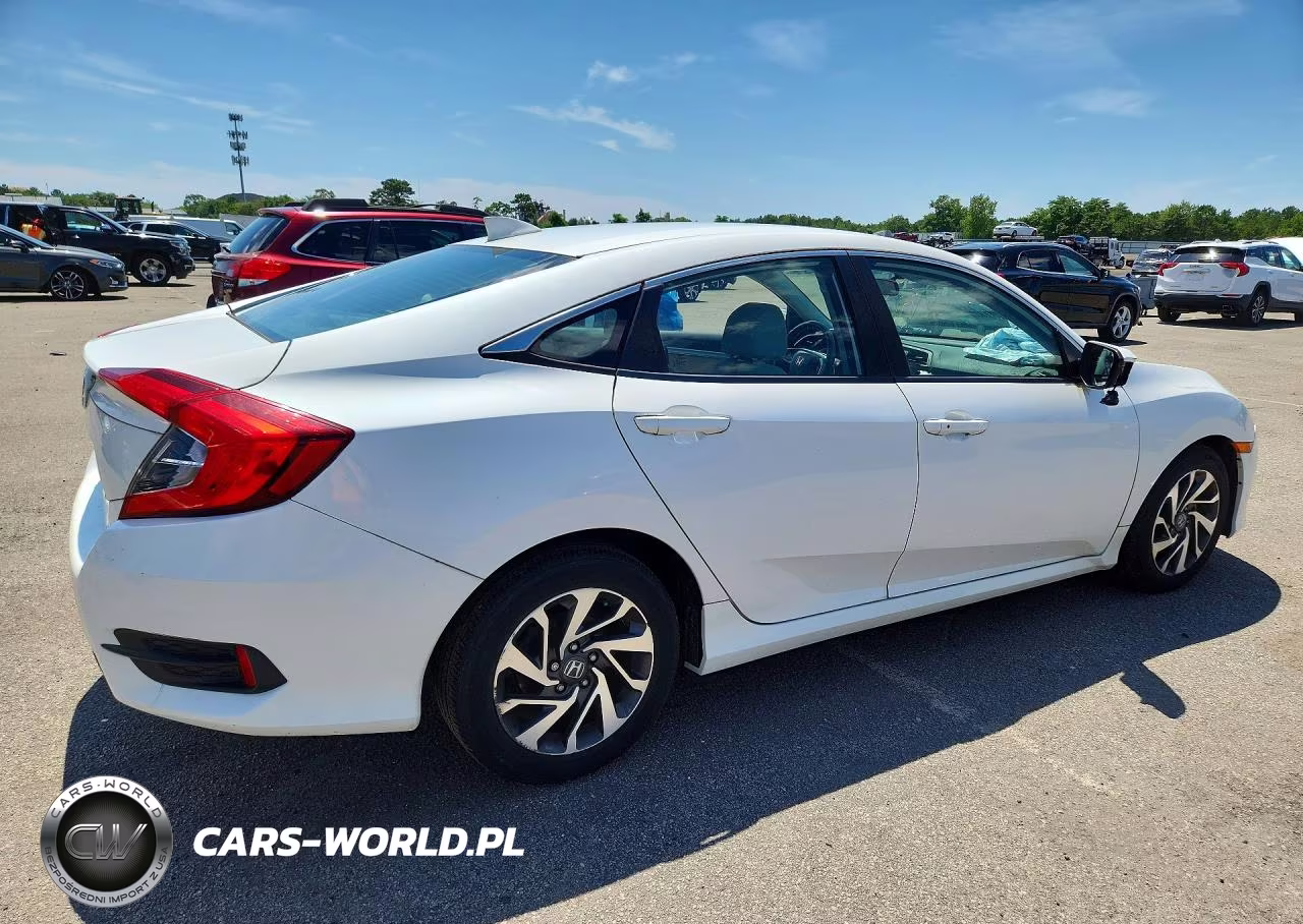 2018 Honda Civic Ex VIN:19XFC2F73JE207122 - 3