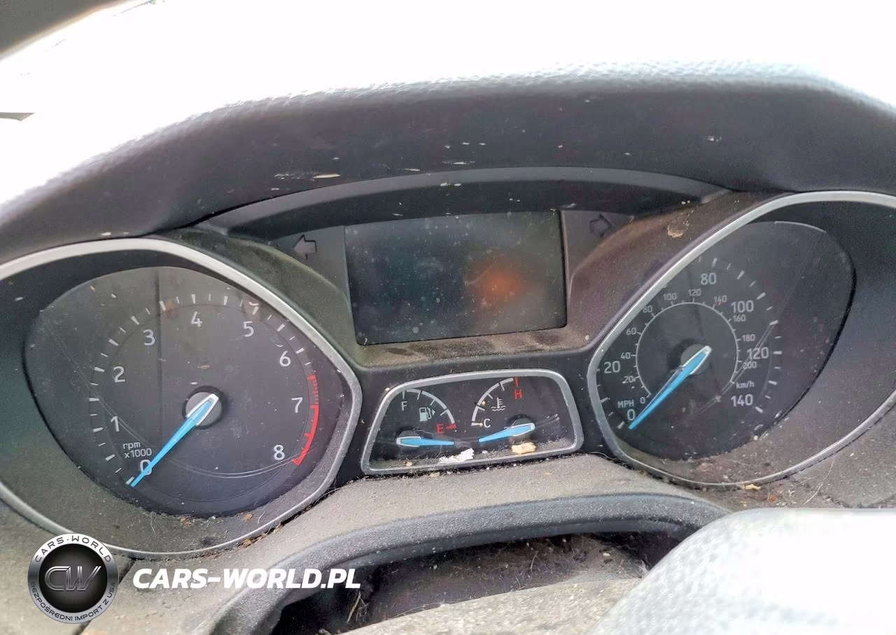 2018 Ford Focus S VIN:1FADP3E23JL301392 - 9