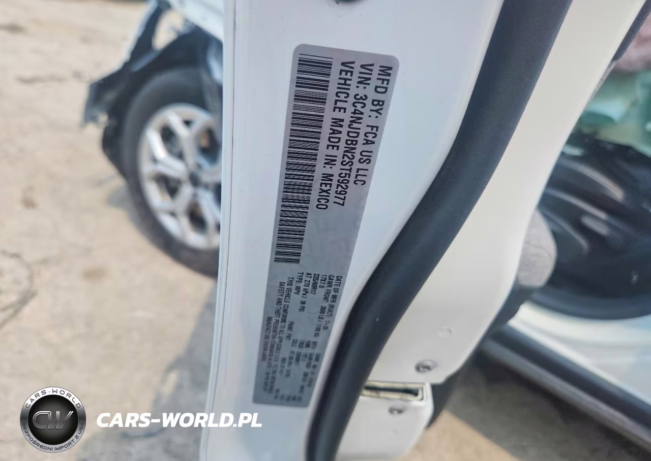 2025 Jeep Compass Latitude VIN:3C4NJDBN2ST592977 - 13