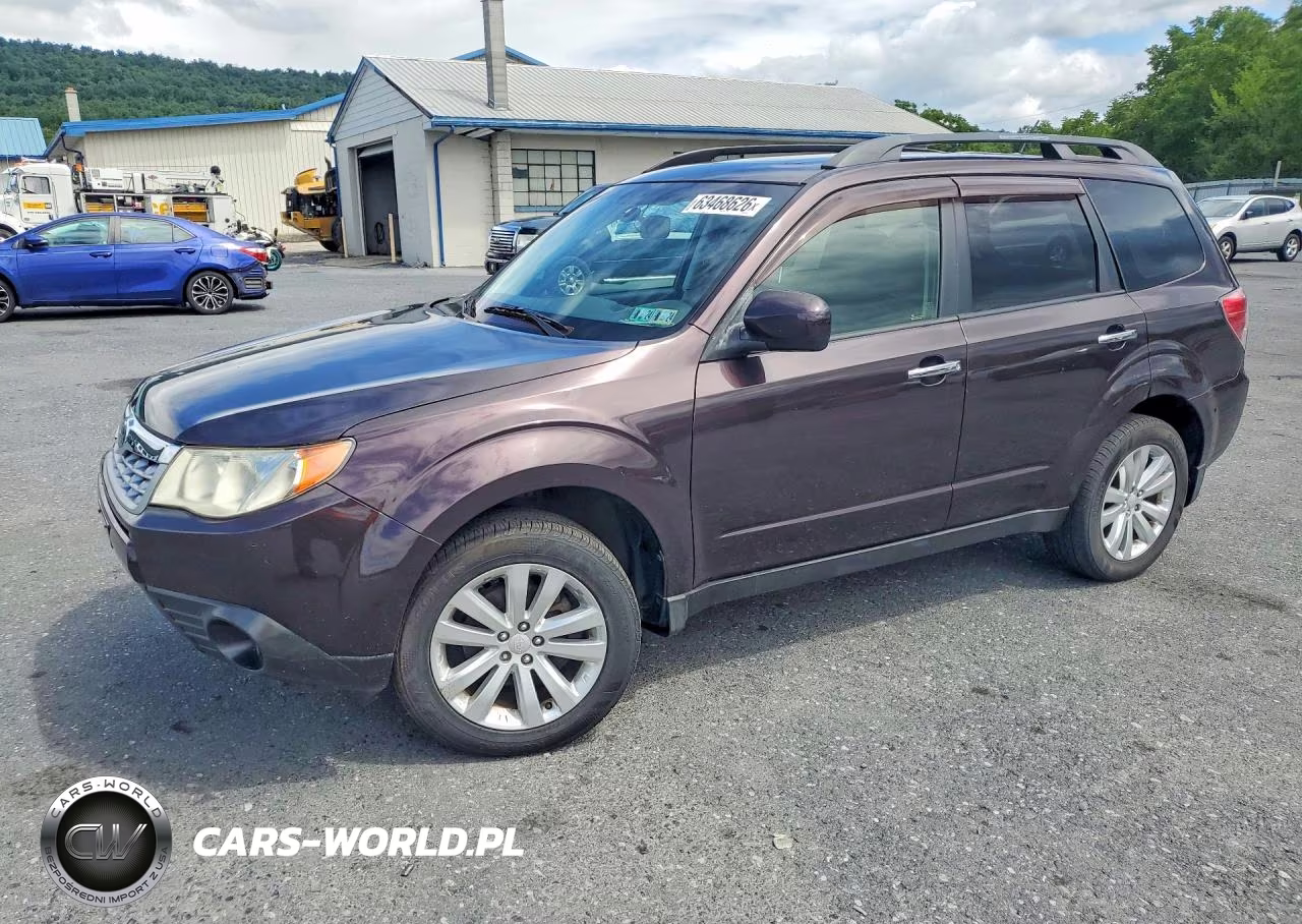 2013 Subaru Forester 2.5X Premium – zdjęcie 1 z 13