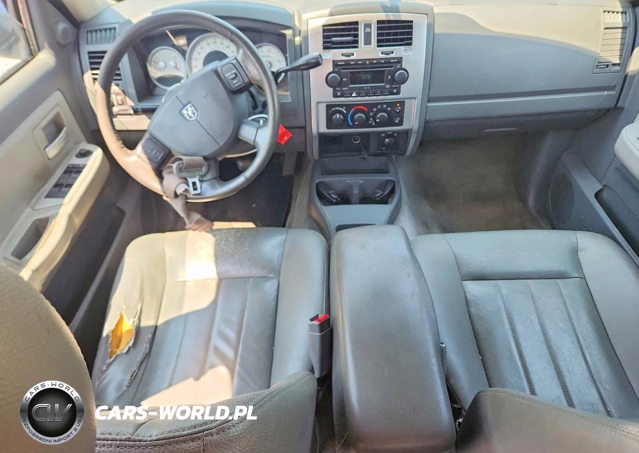 2005 Dodge Dakota Quad Laramie VIN:1D3HW58N15S195723 - 8