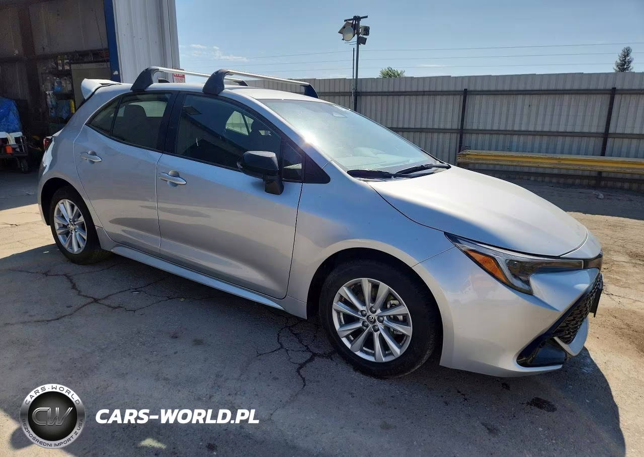 2026 Toyota Corolla Hatchback Se VIN:JTND4MBE4T3263161 - 4