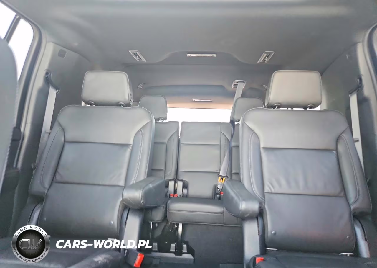 2021 Chevrolet Suburban K1500 Z71 VIN:1GNSKDKD9MR488836 - 10